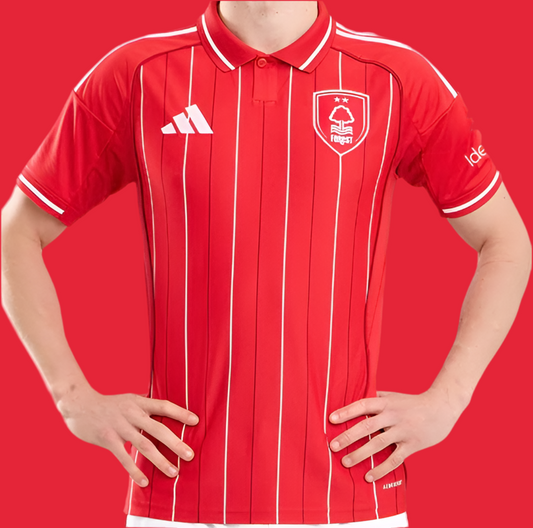Equipación local Nottingham Forest 2025-26